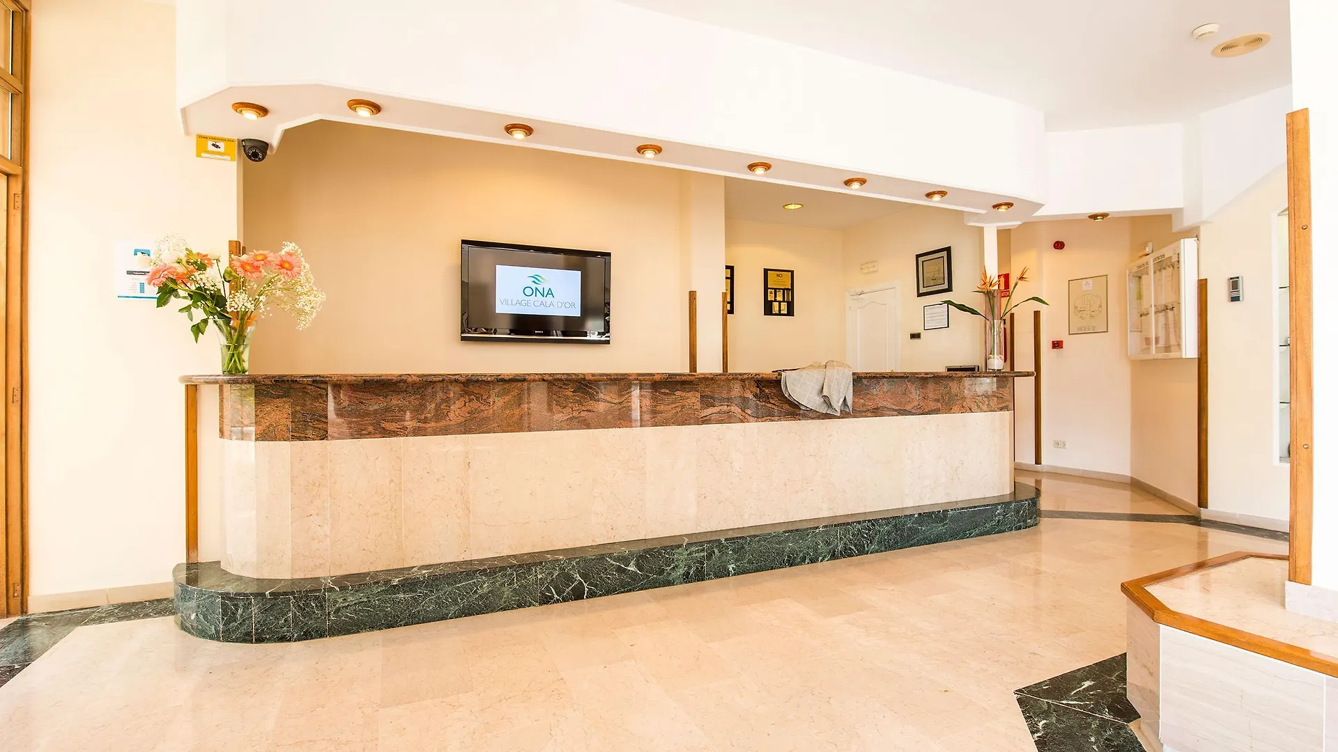**** Aparthotel Ona Village Cala D'Or Spanje